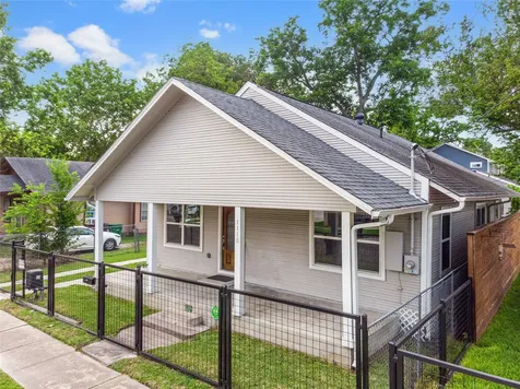 1110 Louise Street Houston TX 77009