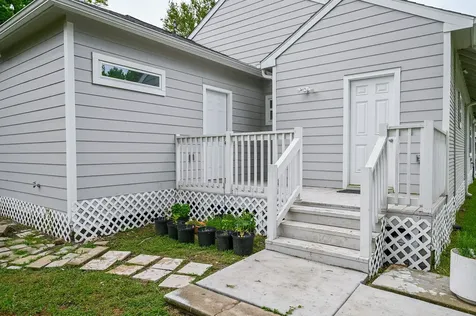 1110 Louise Street Houston TX 77009