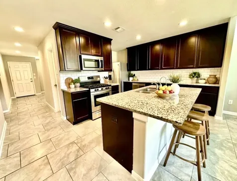 8210 Oakleaf Meadow Court Rosharon TX 77583