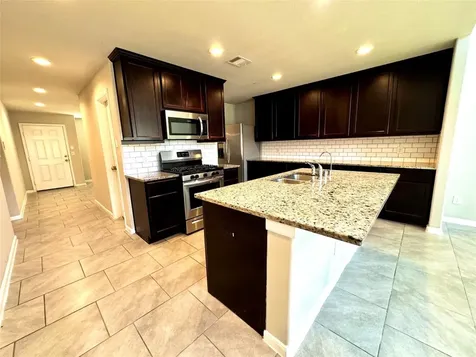 8210 Oakleaf Meadow Court Rosharon TX 77583