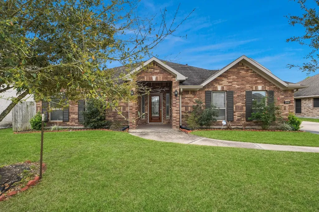 2009 Amado Lane League City TX 77573