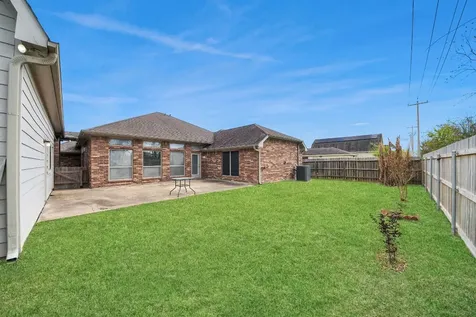2009 Amado Lane League City TX 77573