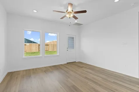 1032 River Coral Alvin TX 77511