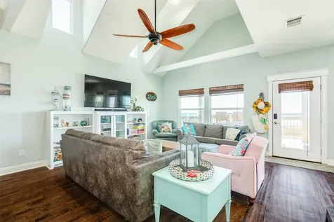 510 Point Lookout Surfside Beach TX 77541