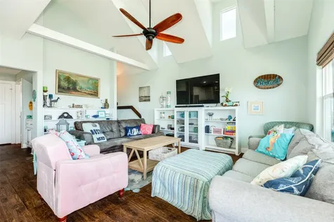 510 Point Lookout Surfside Beach TX 77541