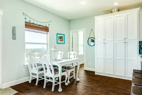 510 Point Lookout Surfside Beach TX 77541