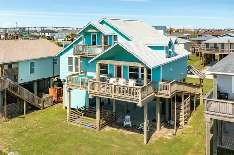 510 Point Lookout Surfside Beach TX 77541