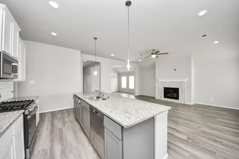 859 Sarasota Shore Drive Katy TX 77493