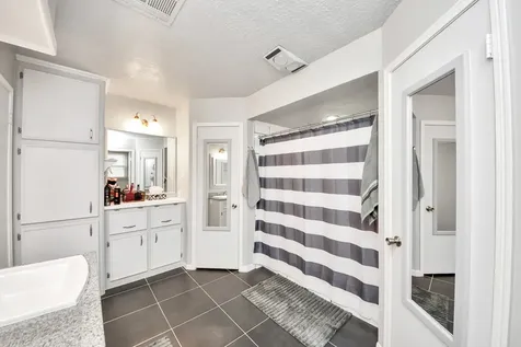 15214 Pebble Bend Drive Houston TX 77068