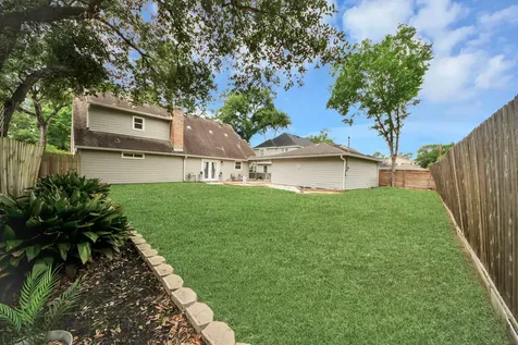 15214 Pebble Bend Drive Houston TX 77068