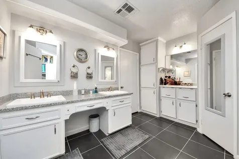 15214 Pebble Bend Drive Houston TX 77068