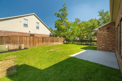 139 S Rocky Point Circle The Woodlands TX 77389