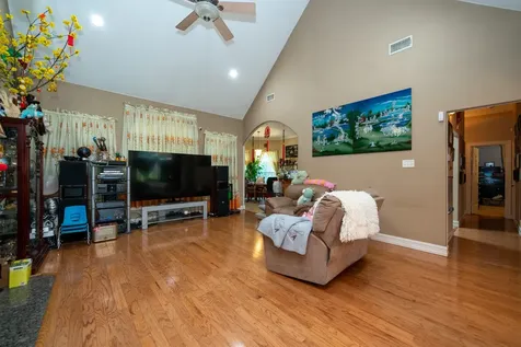 1316 Nottingham White Oak TX 75693