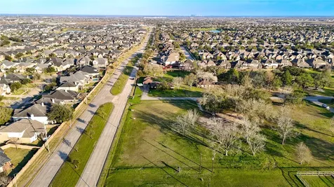 606 Sycamore Road Richmond TX 77469