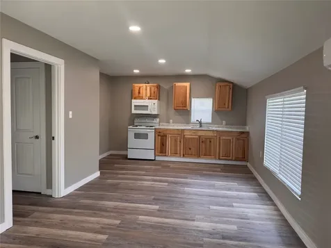 22085 Madison Street Bedias TX 77831