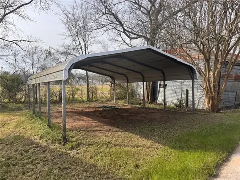 22085 Madison Street Bedias TX 77831