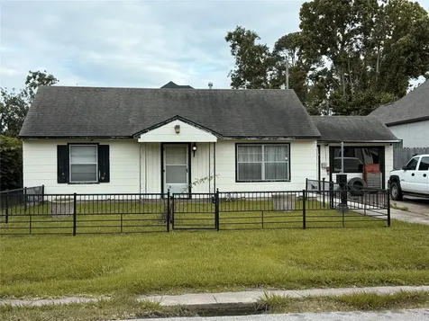 6501 Schiller Street Houston TX 77055