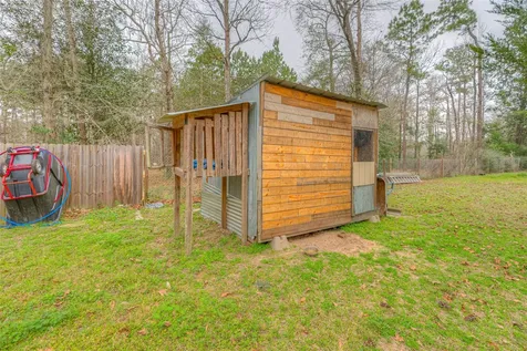 713 Garrett Road Livingston TX 77351