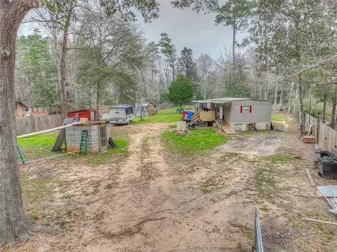 713 Garrett Road Livingston TX 77351