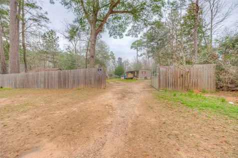 713 Garrett Road Livingston TX 77351