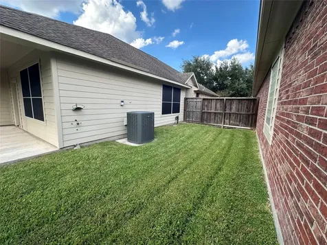 1306 Modena Drive Pearland TX 77581