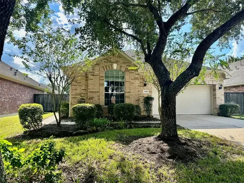 1306 Modena Drive Pearland TX 77581