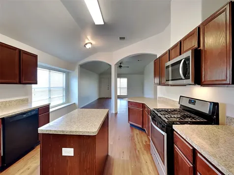 2322 Steep Pine Trail Fresno TX 77545