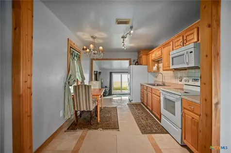 1067 County Road 307 N Port Lavaca TX 77979