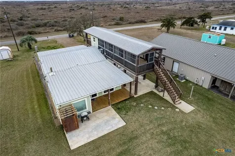 1067 County Road 307 N Port Lavaca TX 77979