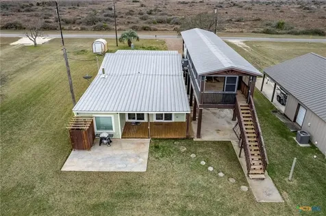 1067 County Road 307 N Port Lavaca TX 77979
