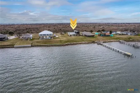 1067 County Road 307 N Port Lavaca TX 77979
