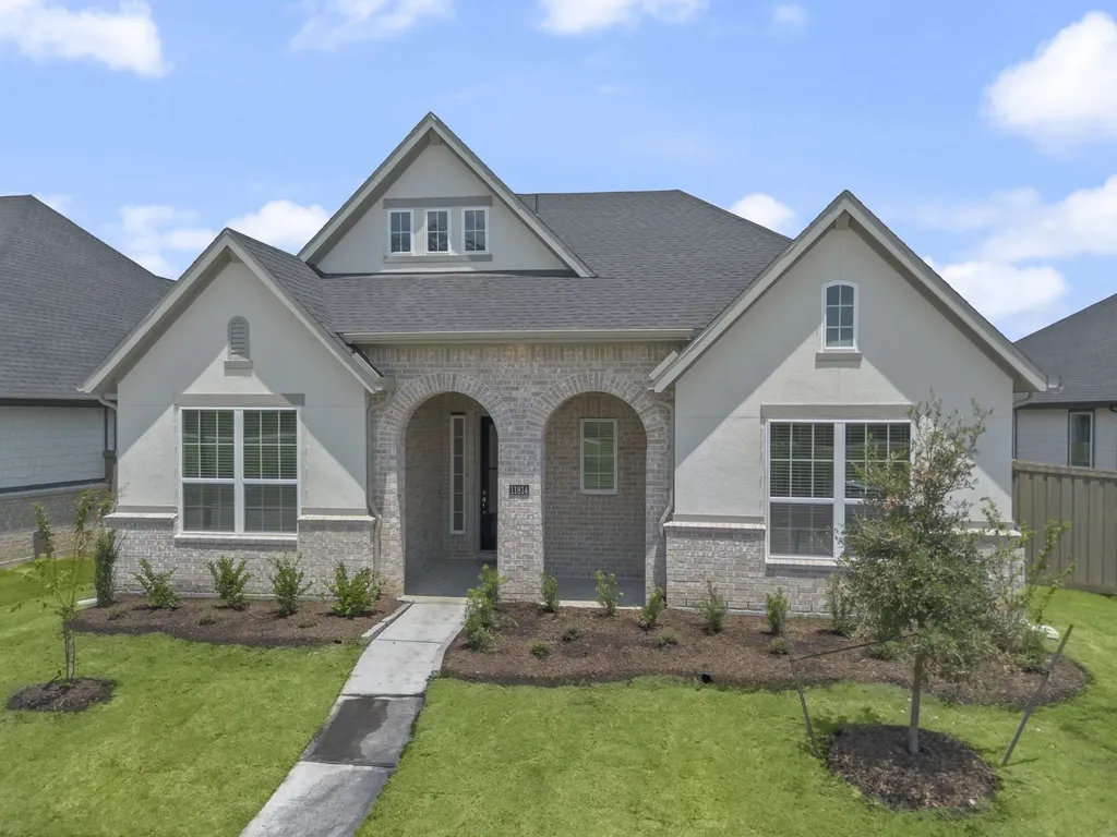 11814 Salty Bend Drive Mont Belvieu TX 77523
