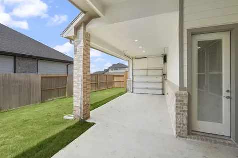 11814 Salty Bend Drive Mont Belvieu TX 77523