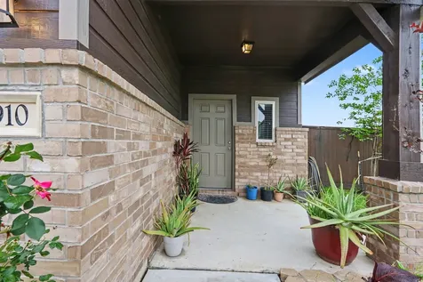 910 Steel Blue Drive Houston TX 77073