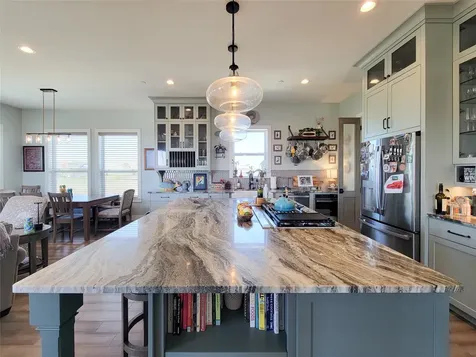 1001 Bamar Lane Galveston TX 77554