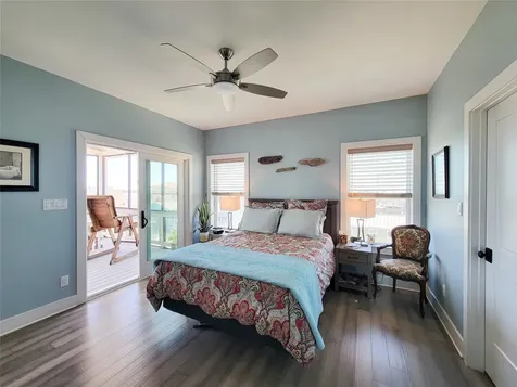 1001 Bamar Lane Galveston TX 77554