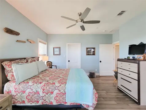 1001 Bamar Lane Galveston TX 77554