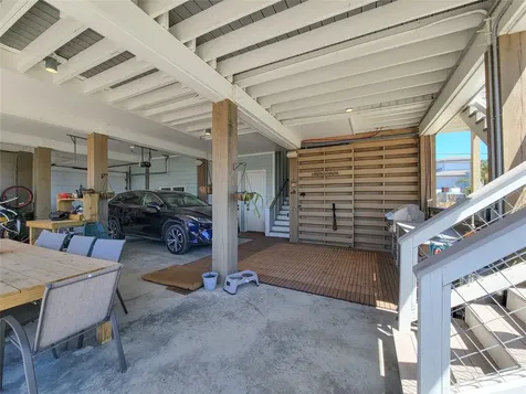 1001 Bamar Lane Galveston TX 77554
