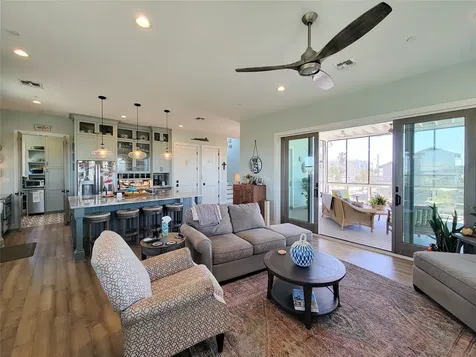 1001 Bamar Lane Galveston TX 77554
