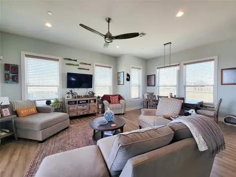 1001 Bamar Lane Galveston TX 77554