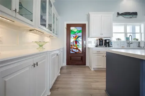 2728 Gillespie Crystal Beach TX 77650