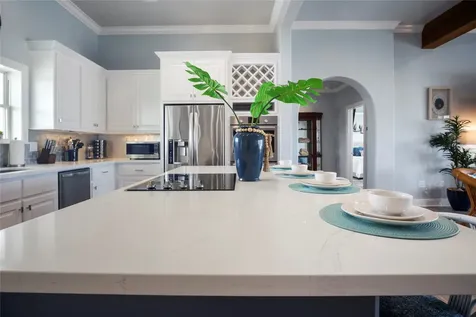 2728 Gillespie Crystal Beach TX 77650