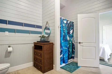 2728 Gillespie Crystal Beach TX 77650