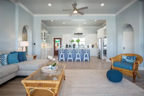2728 Gillespie Crystal Beach TX 77650