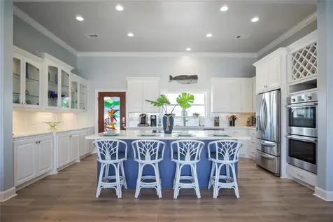 2728 Gillespie Crystal Beach TX 77650