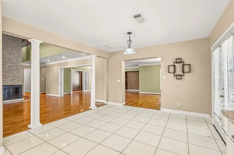 3449 N Parkwood Drive Houston TX 77021