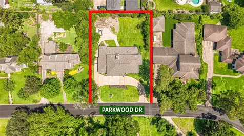 3449 N Parkwood Drive Houston TX 77021