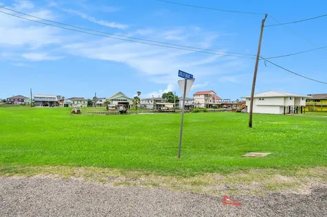 106 Jolly Boat Lane Freeport TX 77541
