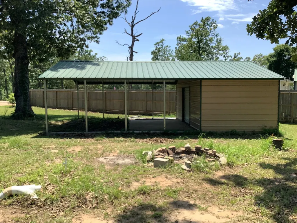 119 Oakdale Drive Huntsville TX 77320
