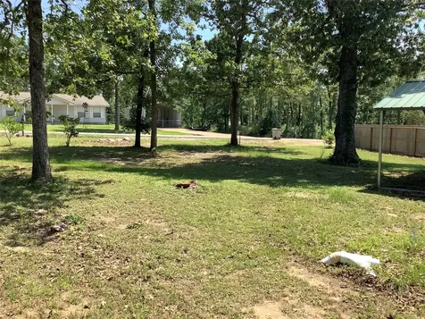 119 Oakdale Drive Huntsville TX 77320